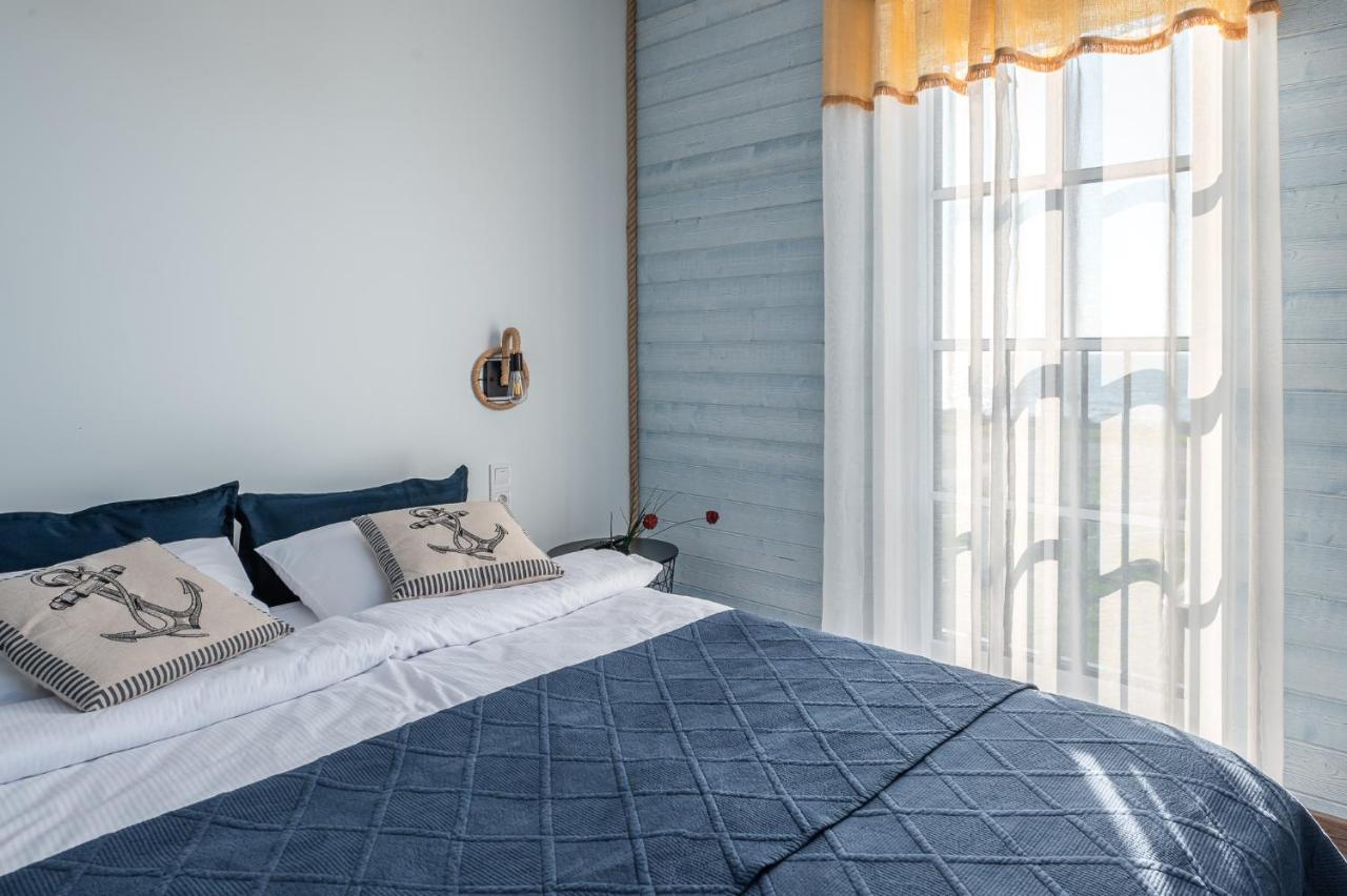 Pakri Parun Aparthotel Paldiski Buitenkant foto