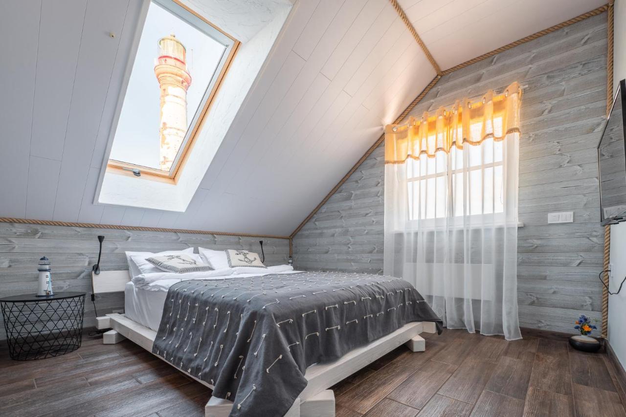 Pakri Parun Aparthotel Paldiski Buitenkant foto