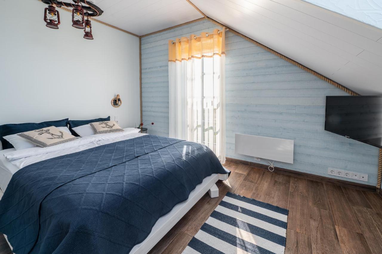 Pakri Parun Aparthotel Paldiski Buitenkant foto