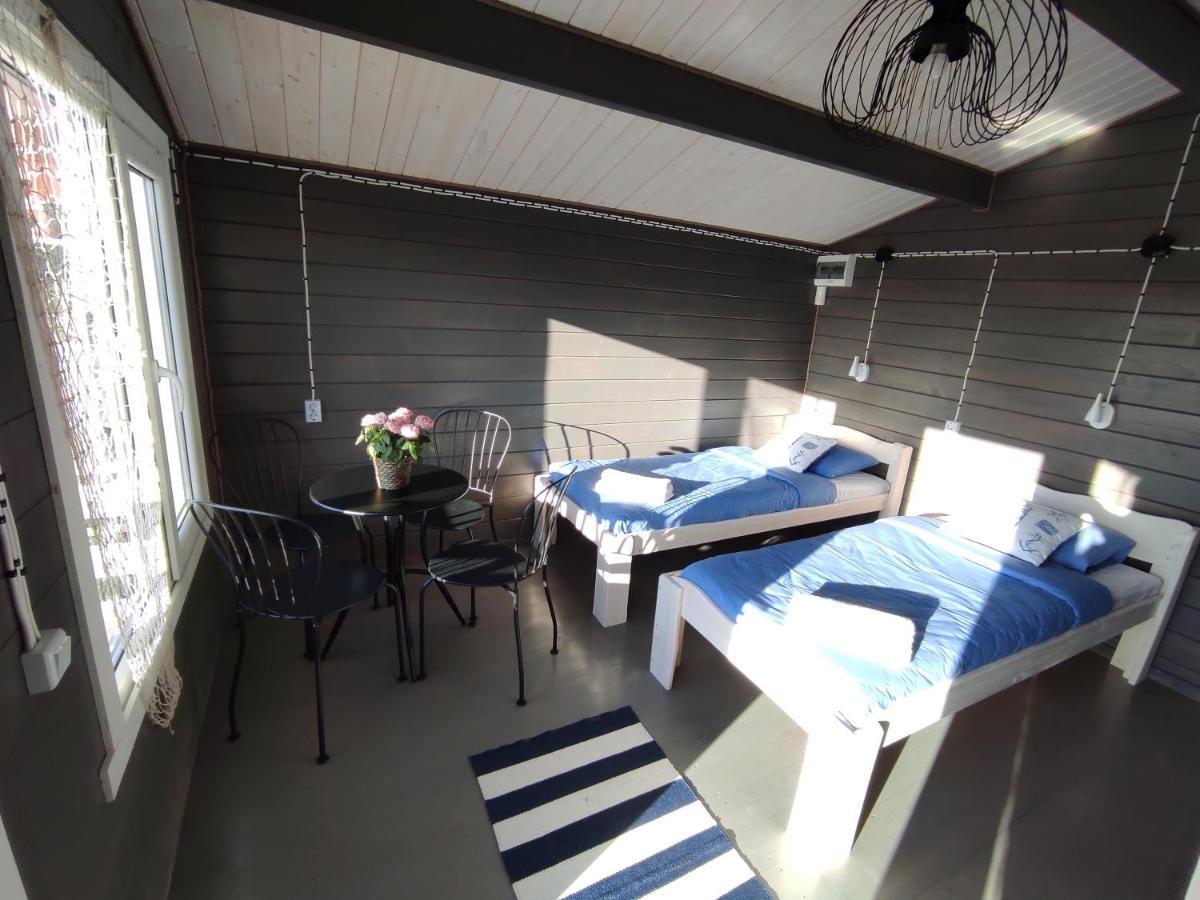 Pakri Parun Aparthotel Paldiski Buitenkant foto