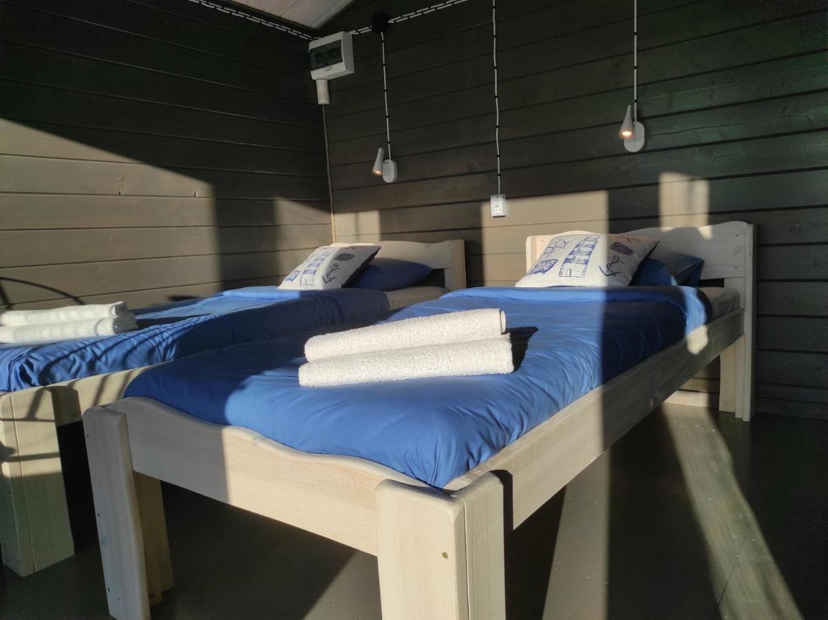 Pakri Parun Aparthotel Paldiski Buitenkant foto