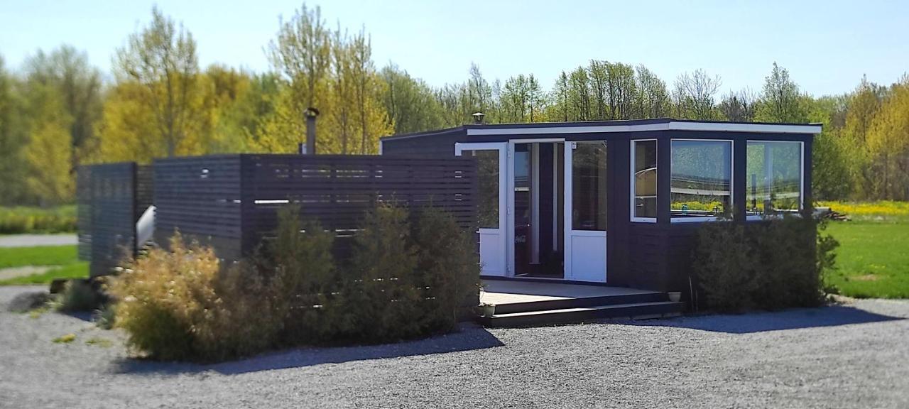 Pakri Parun Aparthotel Paldiski Buitenkant foto